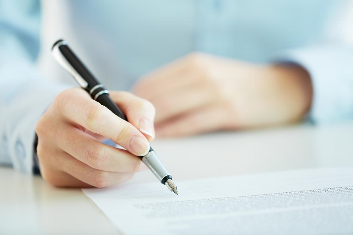 How to Improve Your Written Communication Skills: 8 Tips for Success