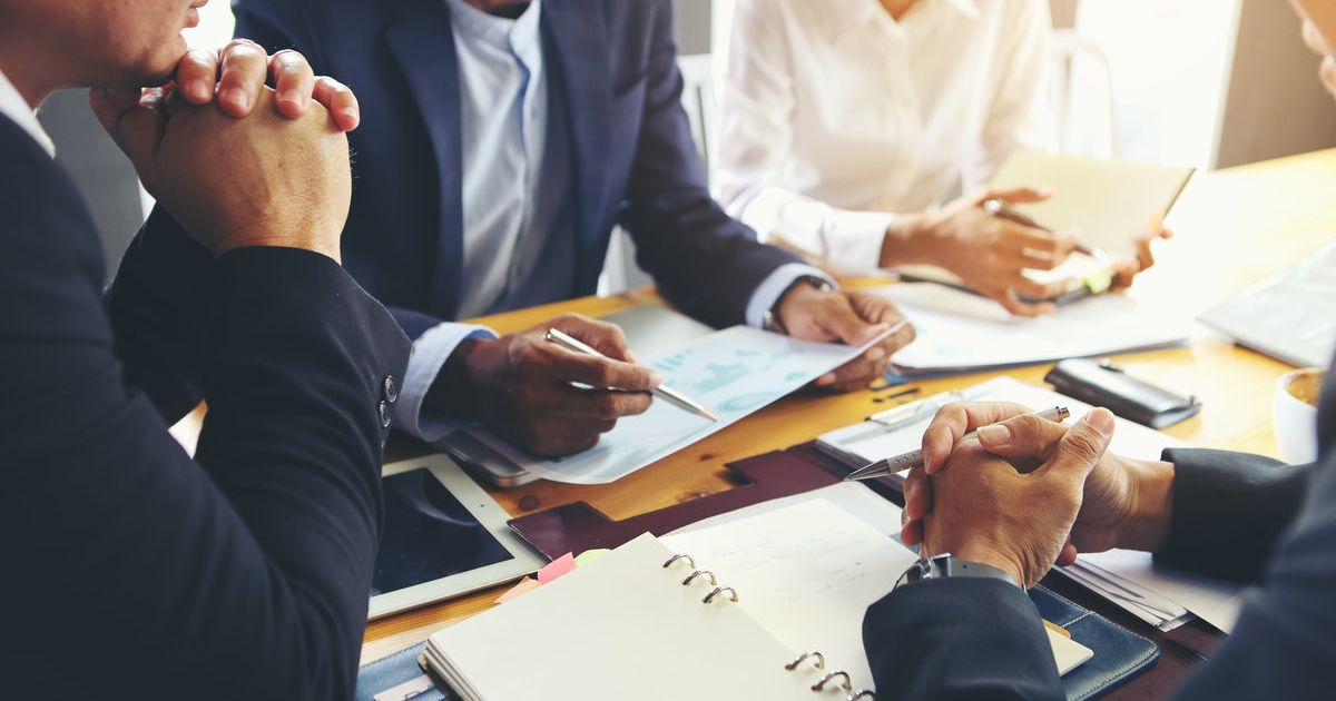 Exploring the 6 Steps of Data Analysis for Decision Making